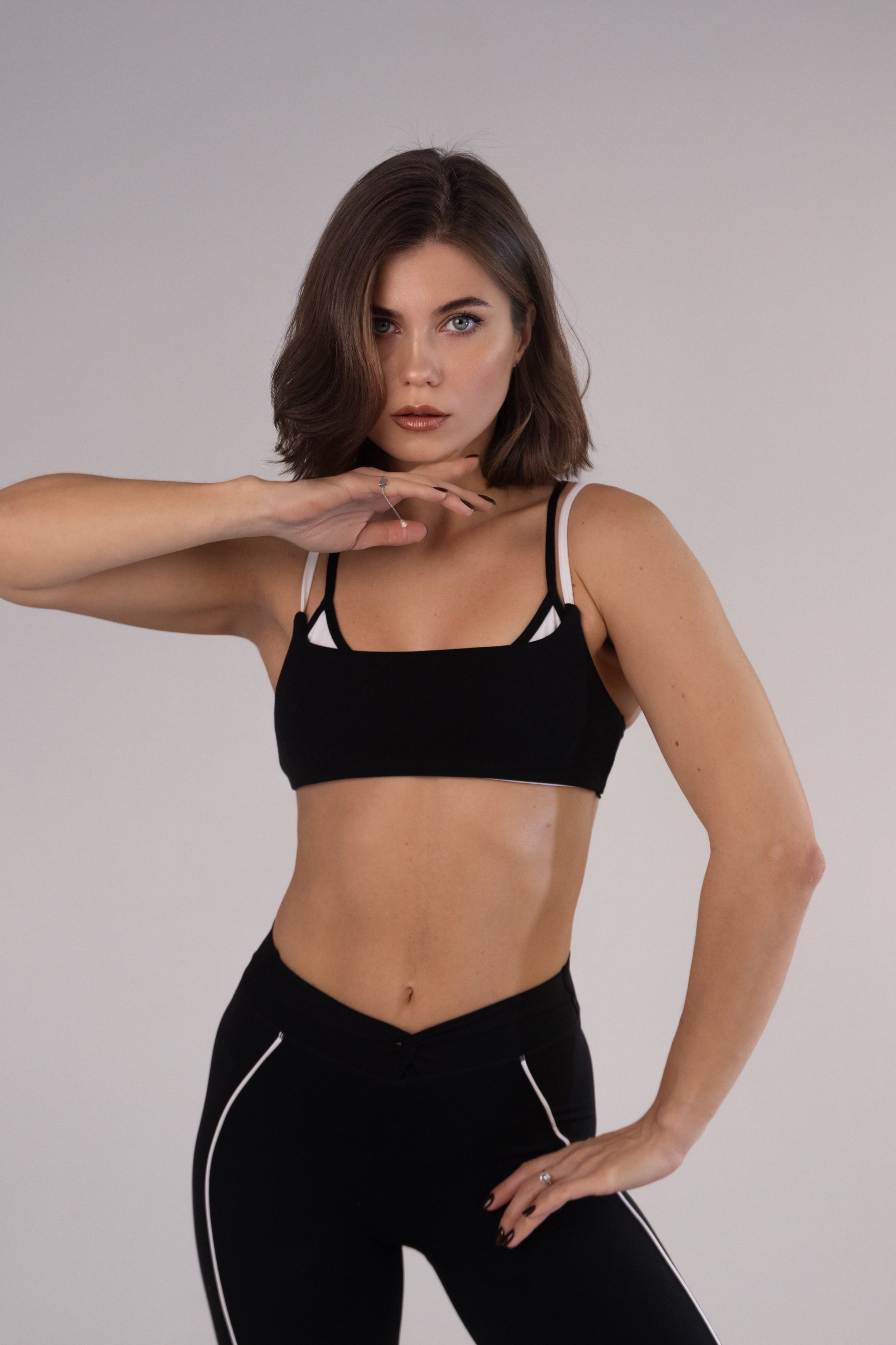 Black & White Contrast Strap Set | KLYNE Activewear