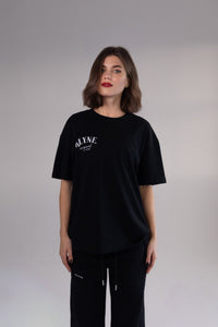 Women's Black T-Shirt 100% Cotton Oversized Fit Small Logo | Premium Basic Crew Neck Tee - KLYNE